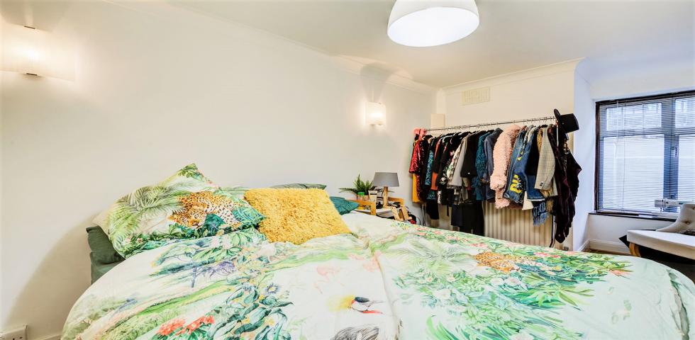 			1 Bedroom, 1 bath, 1 reception Flat			 Glenmore Road, BELSIZE PARK